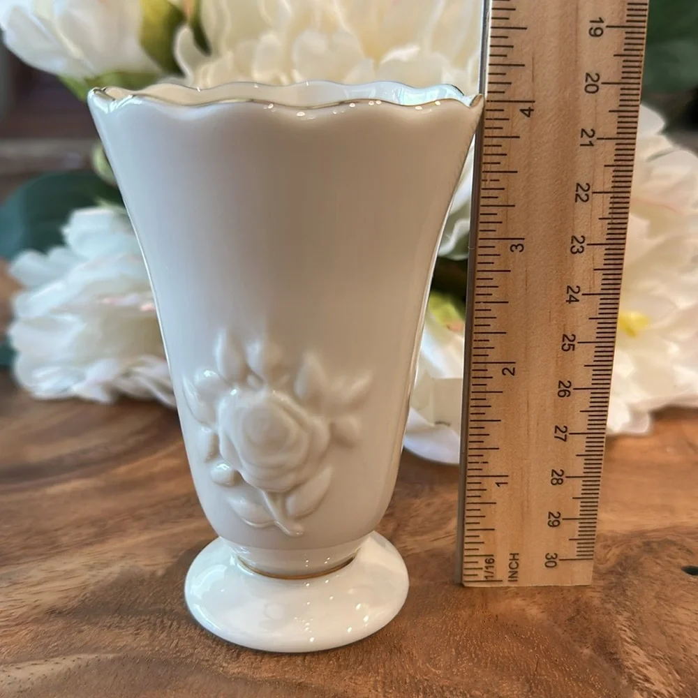 Lenox elegant timeless